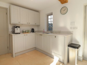 Cotswold Gold image 4