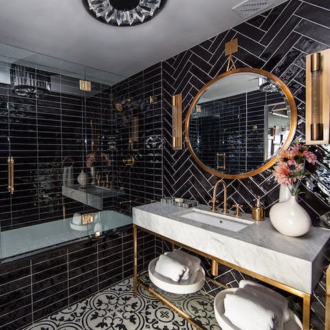 Get ready in the luxurious bathroom for a evening out in LA's vibrant nightlife scene 