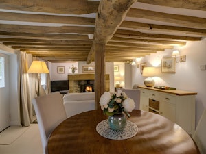Downton Dreams image 5