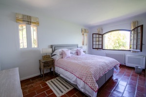 Esterel & Open Sea image 12