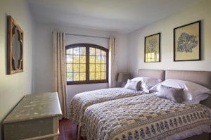 Esterel & Open Sea image 11