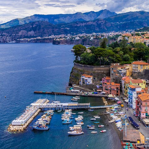 Explore the beautiful coastal town of Sorrento, a short drive or a walk away from this home