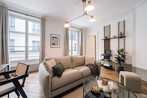 Gauche Glamour image 11