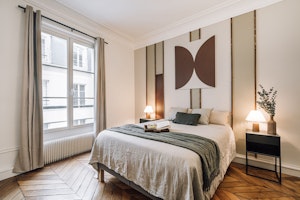 Gauche Glamour image 7