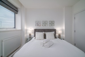 Acton Abode image 14