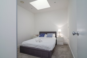 Acton Abode image 7