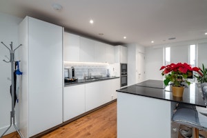 Acton Abode image 6