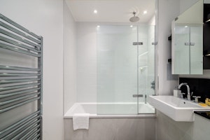 Acton Abode image 5