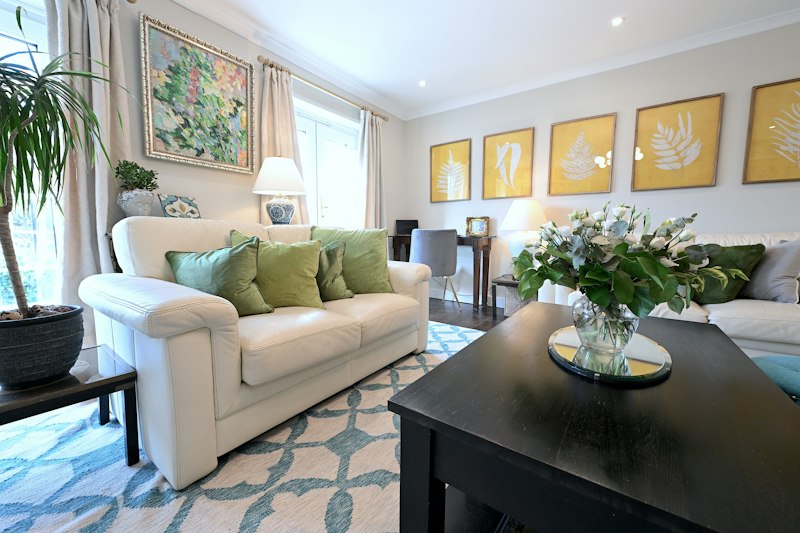 Kew Gardens Retreat additional image