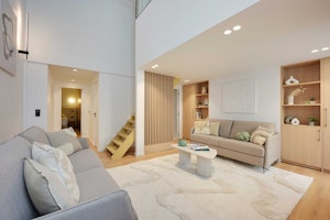Loft Royale image 13