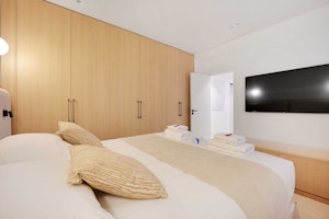 Loft Royale image 4