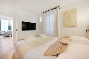 Loft Royale image 2