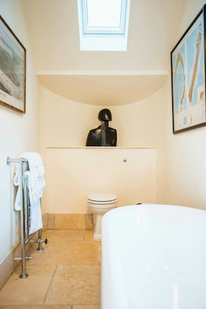 Laing's Place image 9