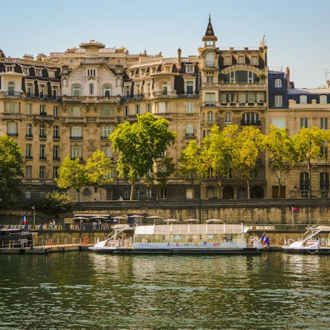 Experience the magic of Paris while strolling along the Seine 