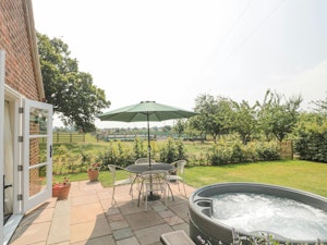 Orchard Charm image 12