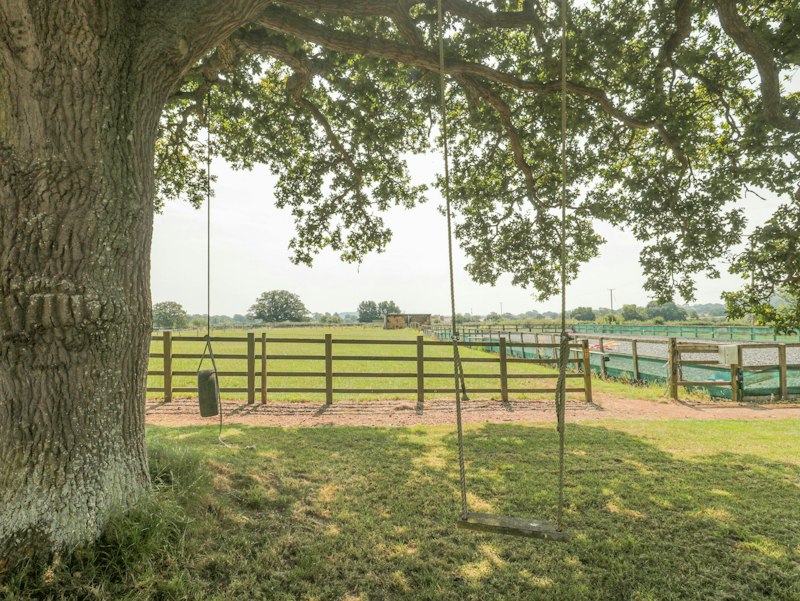 Orchard Charm additional image