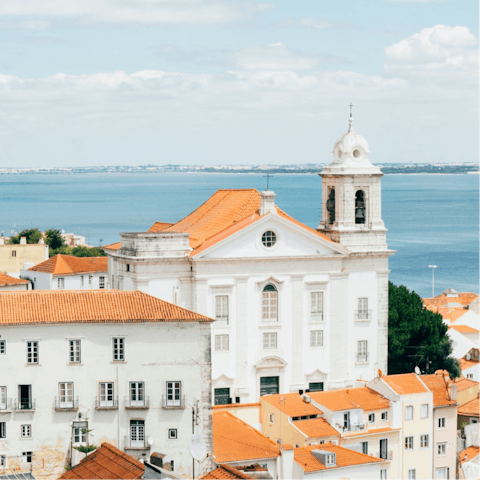 Discover the magic of city living from the centre of Lisbon