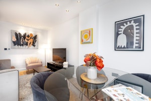 North London Heights image 9
