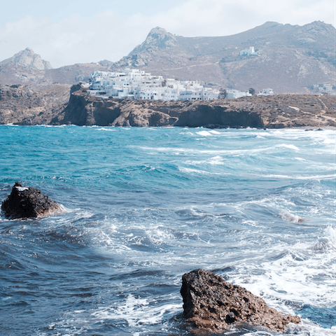 Stay just a fifteen-minute walk away from Agios Prokopios Beach
