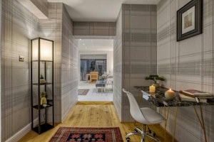 Calming Light in Chelsea image 2