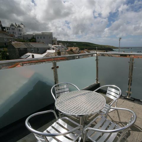 Watch the world go by from your rooftop terrace