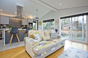 Golden Patchwork image 9