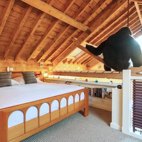 Enjoy falling asleep beneath the eaves while King Kong guards your home 