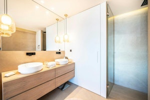 French Riviera Retreat image 11