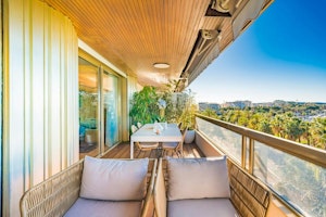 French Riviera Retreat image 5