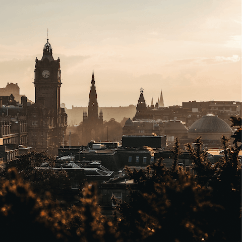 Spend the day sightseeing in Edinburgh