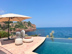 Refined Paradise Coast image 12