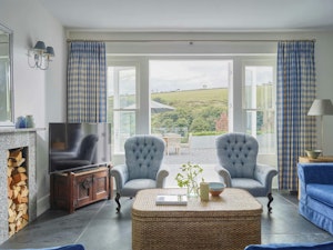 Cornish Shores image 10