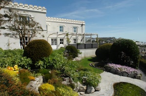 Cornish Shores image 4