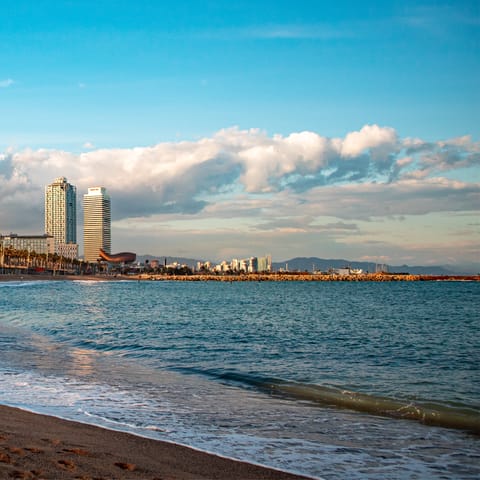 Stroll to Platja de Castelldefels, only 250 meters away