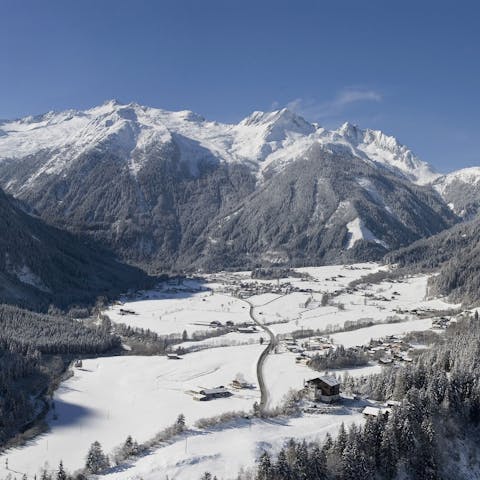 Explore the stunning Krimml area – your home is on the border of Salzburgerland and Tyrol, a half-hour drive from the Zillertal Arena ski resort