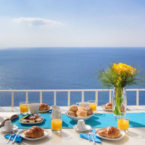 Spend breakfasts with pristine views of the Amalfi Coast