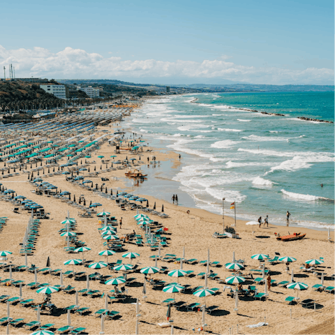Hop in the car to chill out at Spiaggia di Recommone – it's a short drive away
