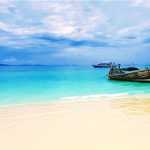 Spend your days on the beautiful BangTao beach – just 700m away