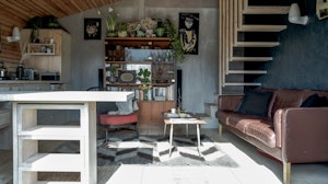 Hergest Lee image 12