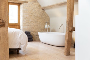 Cotswold Spirit image 8