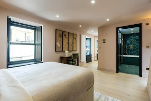 Portobello Sunday image 10