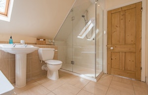 Hockley Wing image 5