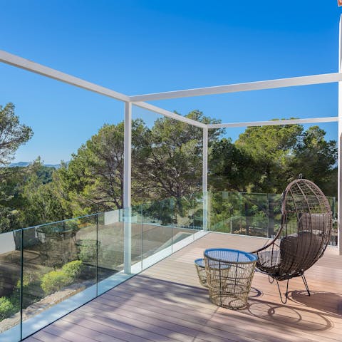 Guests loved the stunning views of the surrounding area from the pool and the terrace.
