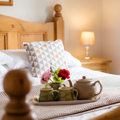 Enjoy breakfast and tea in bed, admiring the far-reaching views out the mullioned windows