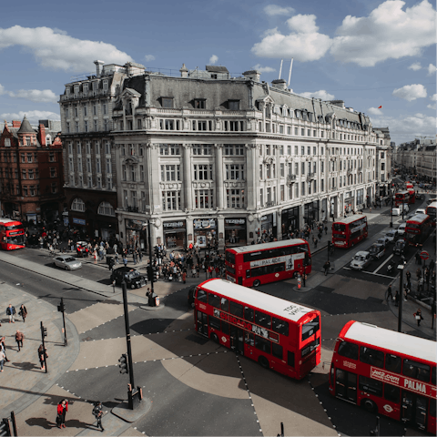 Hop on the Bakerloo line to splash some cash on Oxford Street