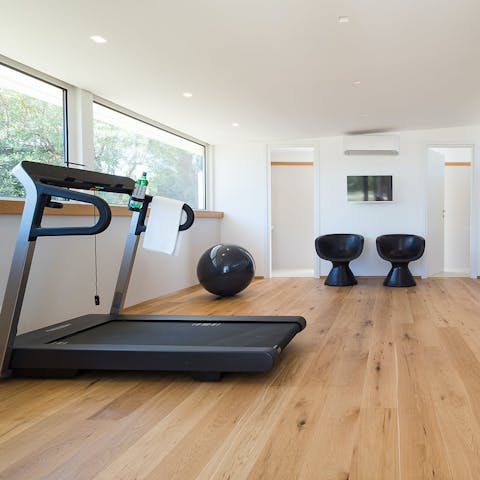 Have a good workout in the villa's private gym 