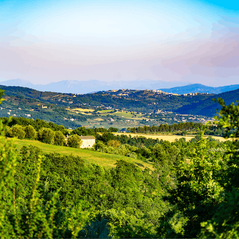 Stay in the heart of the tranquil Umbrian countryside