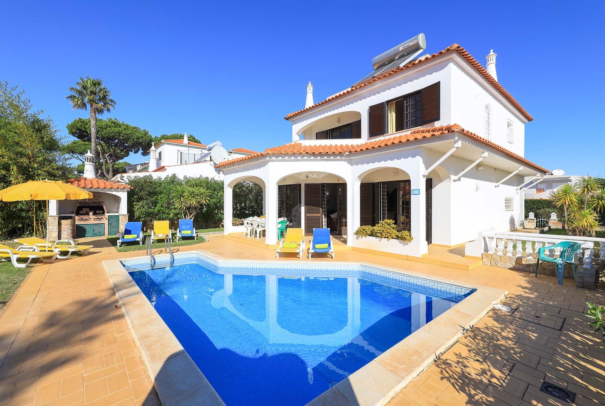 Villa Branca, Algarve, Portugal | Plum Guide