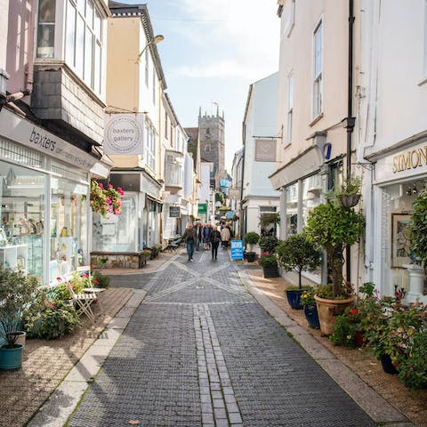 Stroll into Dartmouth's centre – just ten minutes on foot
