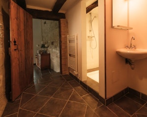 Walls of Duras image 14